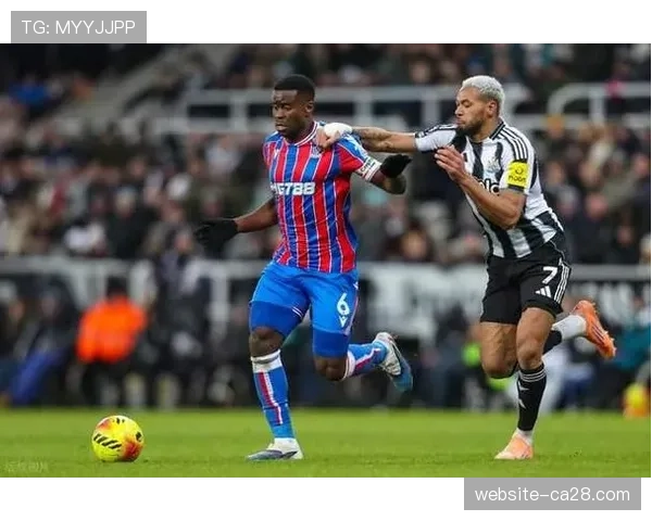 水晶宫1-1西汉姆联，格伊头球破门救主